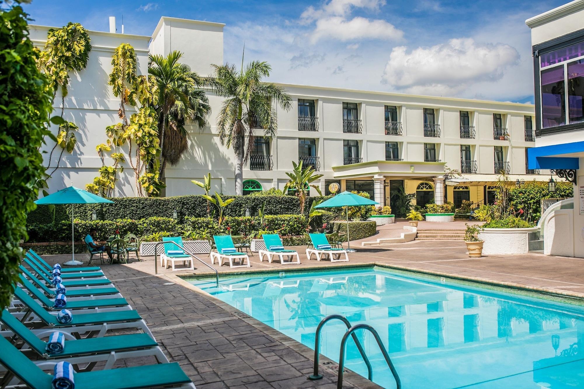 The Knutsford Court Hotel Кингстон Экстерьер фото