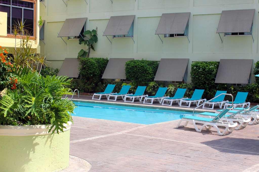 The Knutsford Court Hotel Кингстон Удобства фото