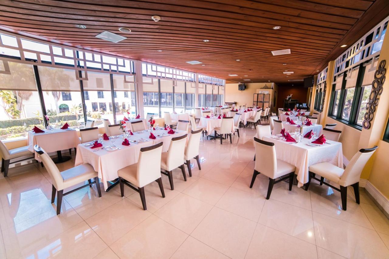 The Knutsford Court Hotel Кингстон Экстерьер фото
